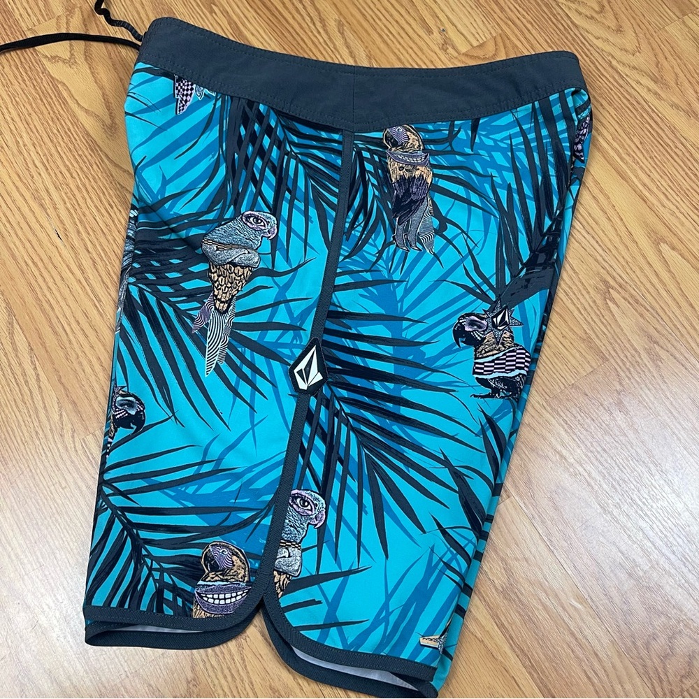 Volcom Mod-Tech Blue Swim Shorts - Picture 4 of 11